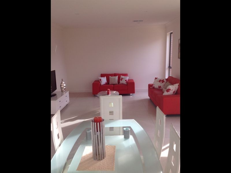 18 Glenhuntley St, Woodville South SA 5011