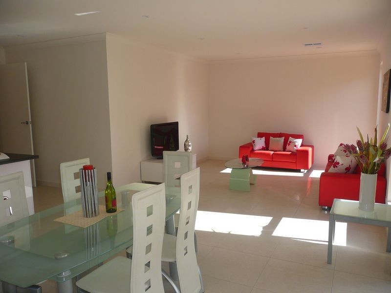 18 Glenhuntley St, Woodville South SA 5011