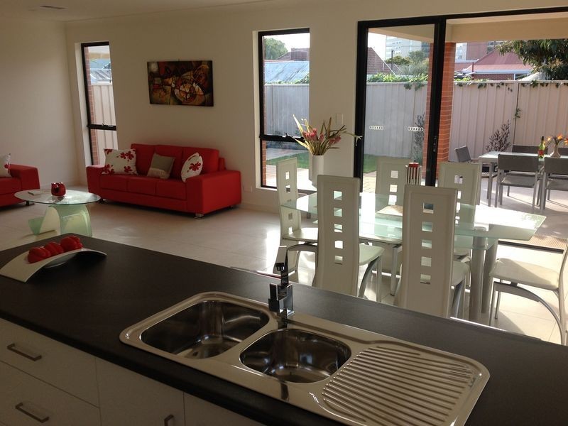 18A Glenhuntley St, Woodville South SA 5011