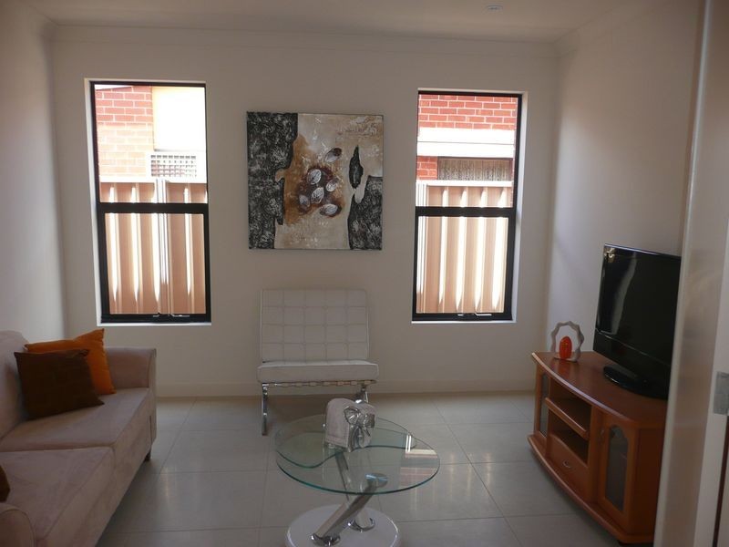 18A Glenhuntley St, Woodville South SA 5011