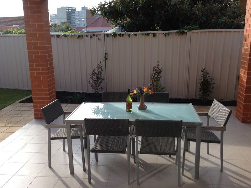 18A Glenhuntley St, Woodville South SA 5011