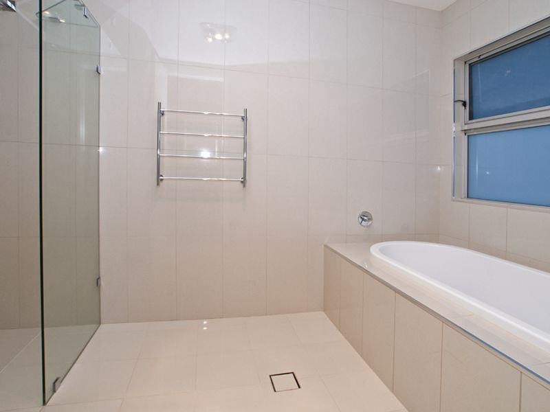 18 Cottesloe St, West Beach SA 5024