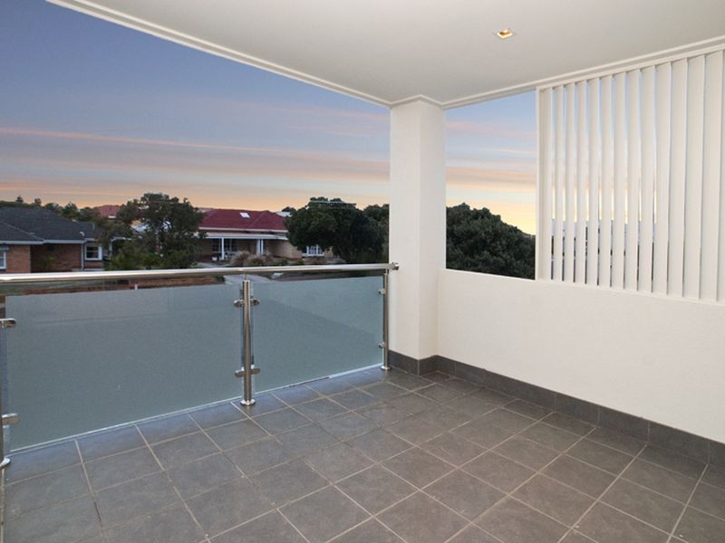 18 Cottesloe St, West Beach SA 5024