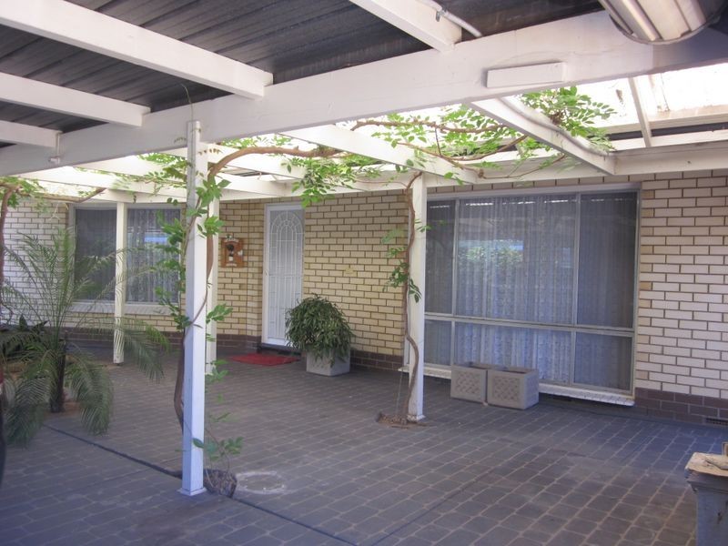 60 Hartley Rd, Flinders Park SA 5025