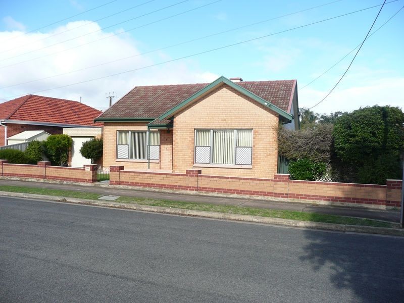 16 Cooke Crescent, Royal Park SA 5014