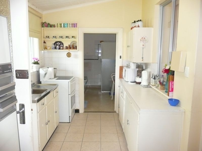 16 Cooke Crescent, Royal Park SA 5014