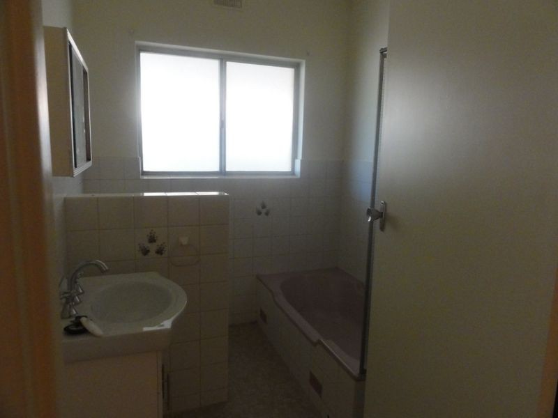 1/2 Fischer St, Welland SA 5007