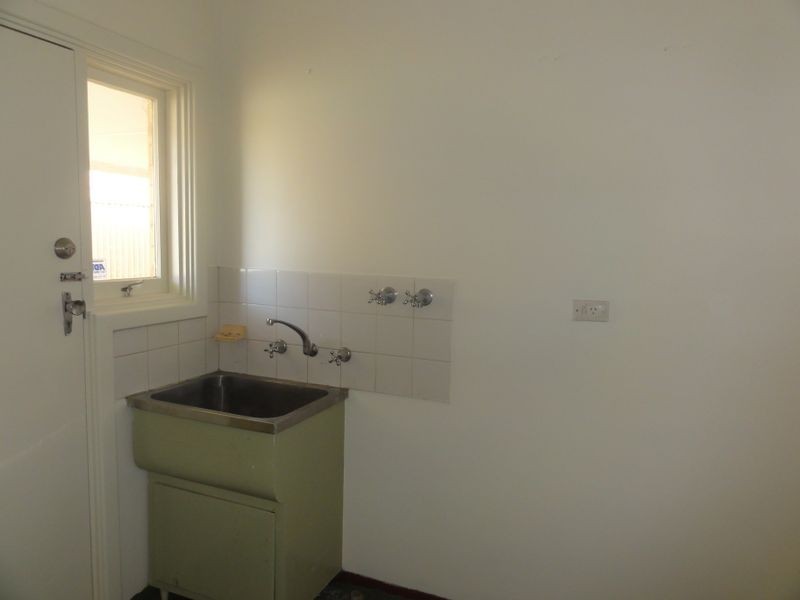 1/2 Fischer St, Welland SA 5007