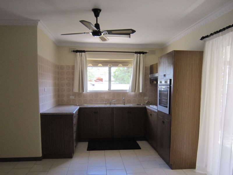 35 Albemarle St, West Hindmarsh SA 5007