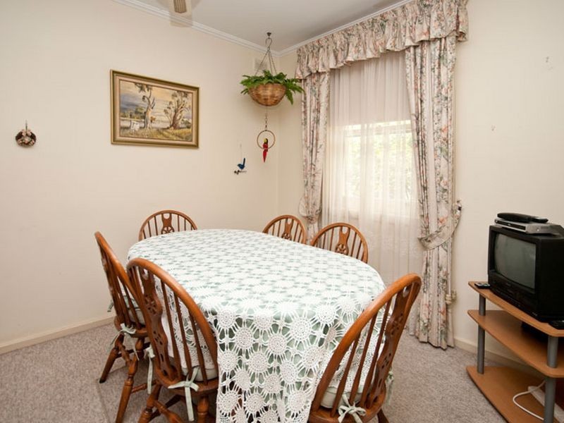 14 Belgrave Ave, Flinders Park SA 5025