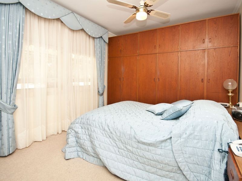 14 Belgrave Ave, Flinders Park SA 5025