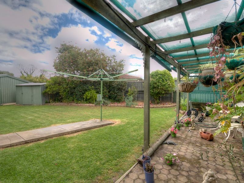 14 Belgrave Ave, Flinders Park SA 5025