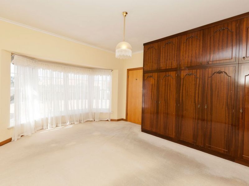 8 Stanhope St, West Beach SA 5024