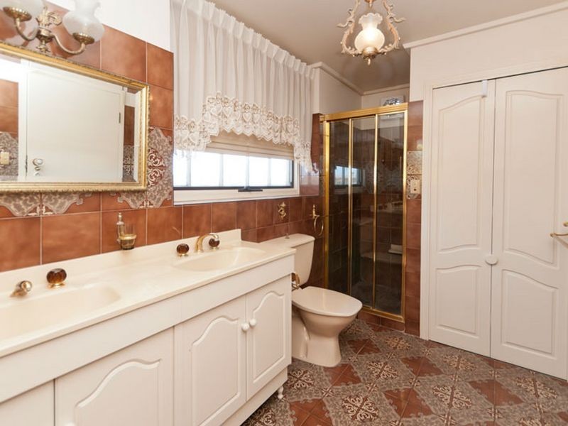 8 Stanhope St, West Beach SA 5024