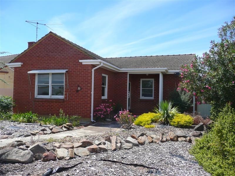 18 Branwhite St, Woodville South SA 5011