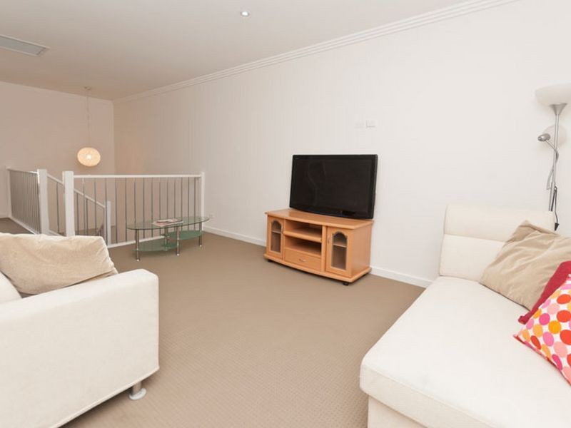 25A Bridgman Rd, Findon SA 5023