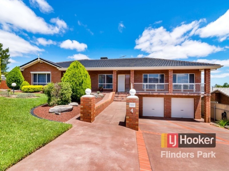 4 Parkeston Court, Para Hills SA 5096