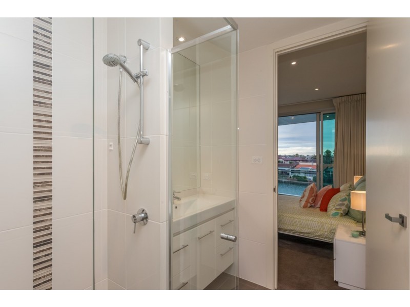 25/155 Brebner Drive, West Lakes SA 5021
