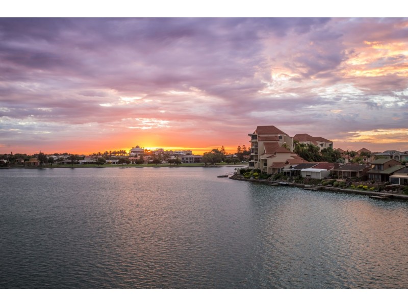 25/155 Brebner Drive, West Lakes SA 5021