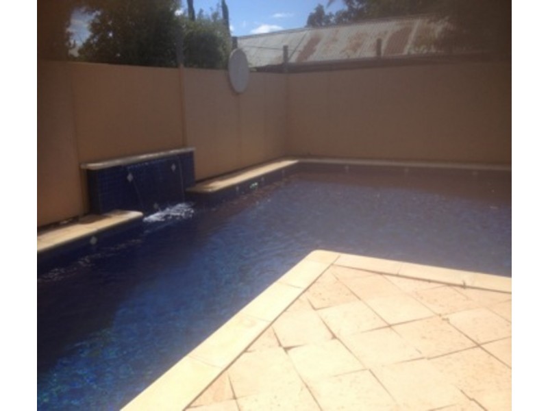 5 Headdey Court, Woodville South SA 5011