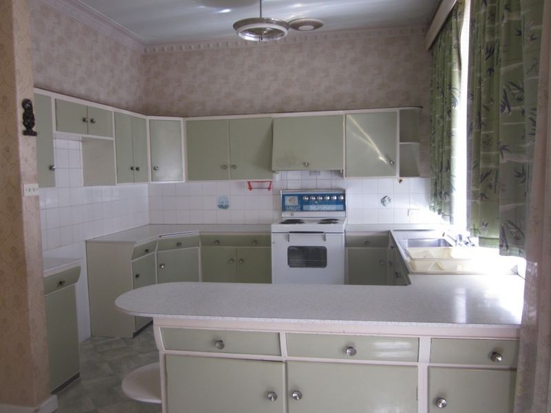 4 Tyrie Street, Findon SA 5023