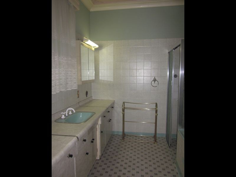 4 Tyrie Street, Findon SA 5023