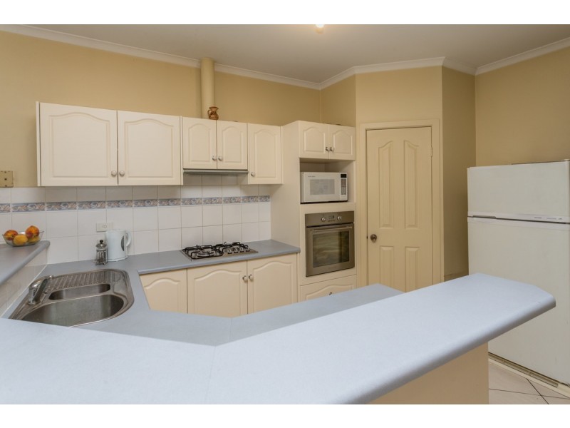 2/239 Torrens Road, West Croydon SA 5008