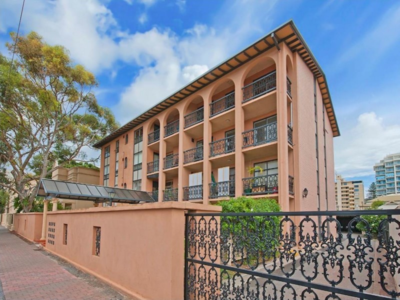 3/35 Nile Street, Glenelg SA 5045