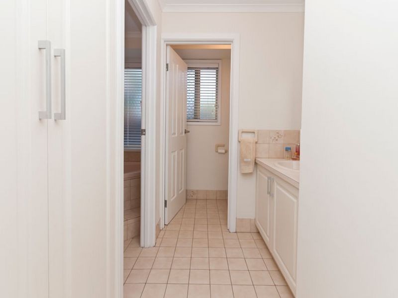 72 Charles St, Prospect SA 5082