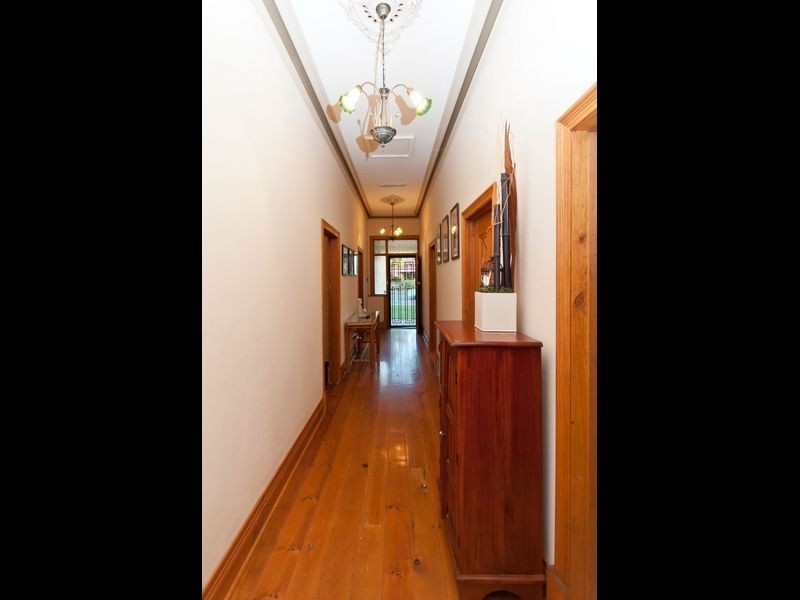 35 Rowell Cres, West Croydon SA 5008