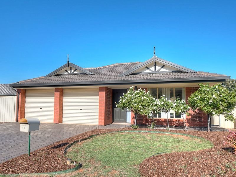 11 Springwood Ave, Parafield Gardens SA 5107