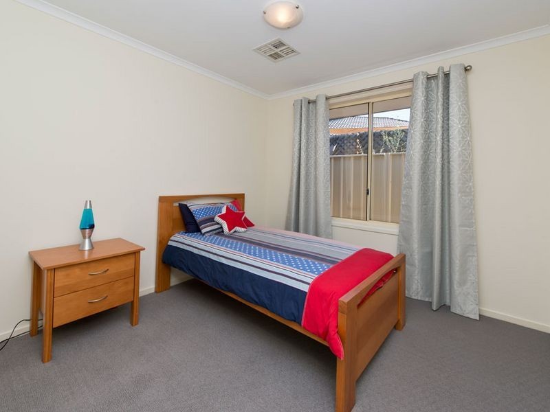 11 Springwood Ave, Parafield Gardens SA 5107