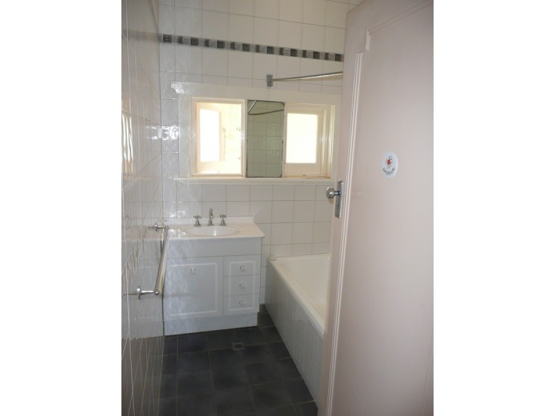 11 Woodstock Street, Cheltenham SA 5014