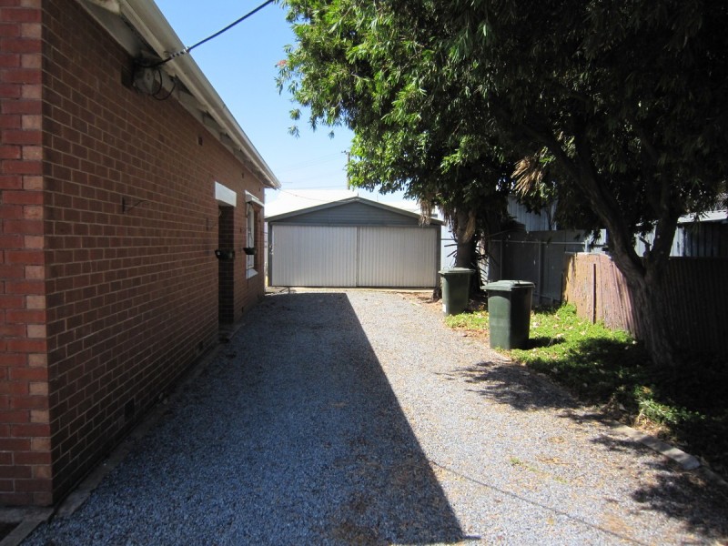 11 Woodstock Street, Cheltenham SA 5014