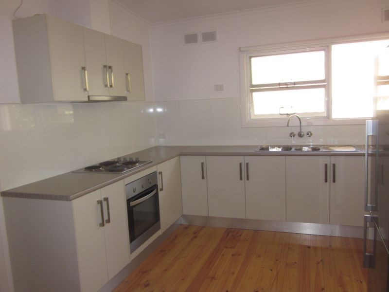 18 Laidlaw Street, Henley Beach SA 5022