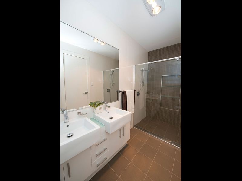 19 Bridgman Rd, Findon SA 5023