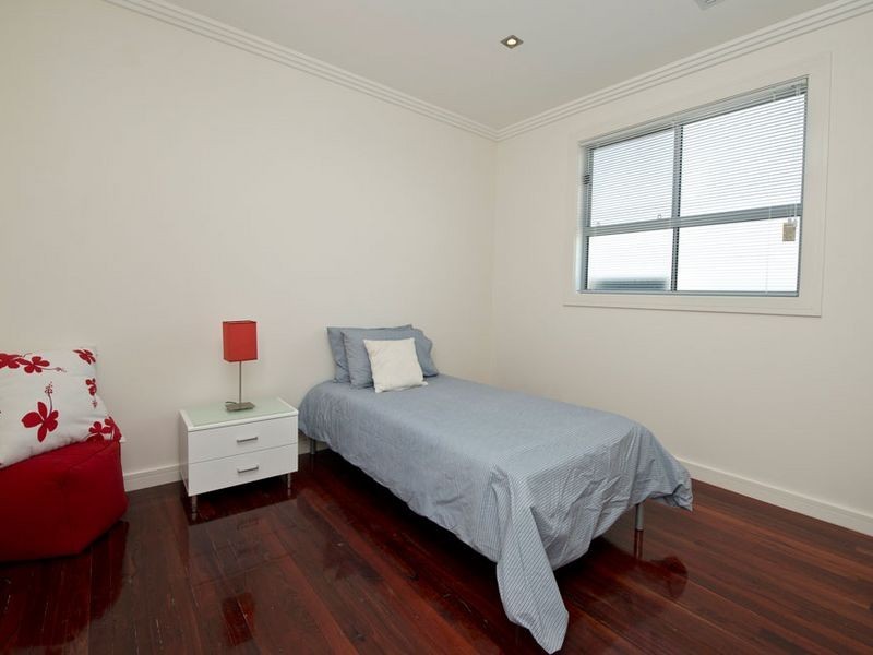 19 Bridgman Rd, Findon SA 5023