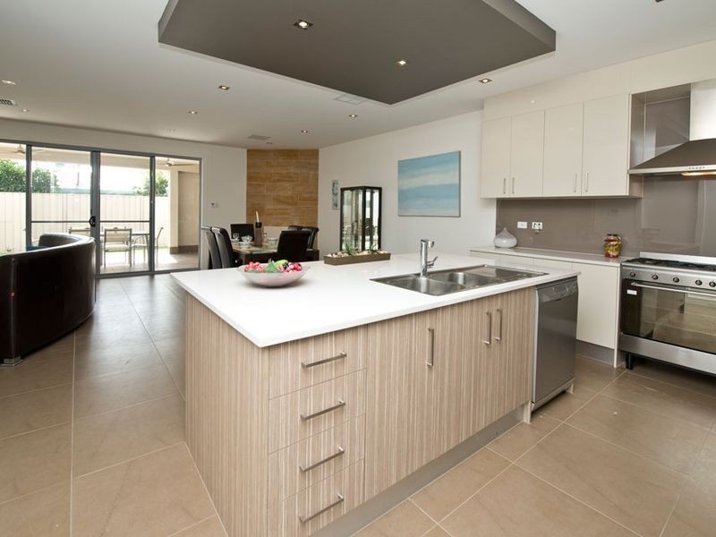 19 Bridgman Rd, Findon SA 5023