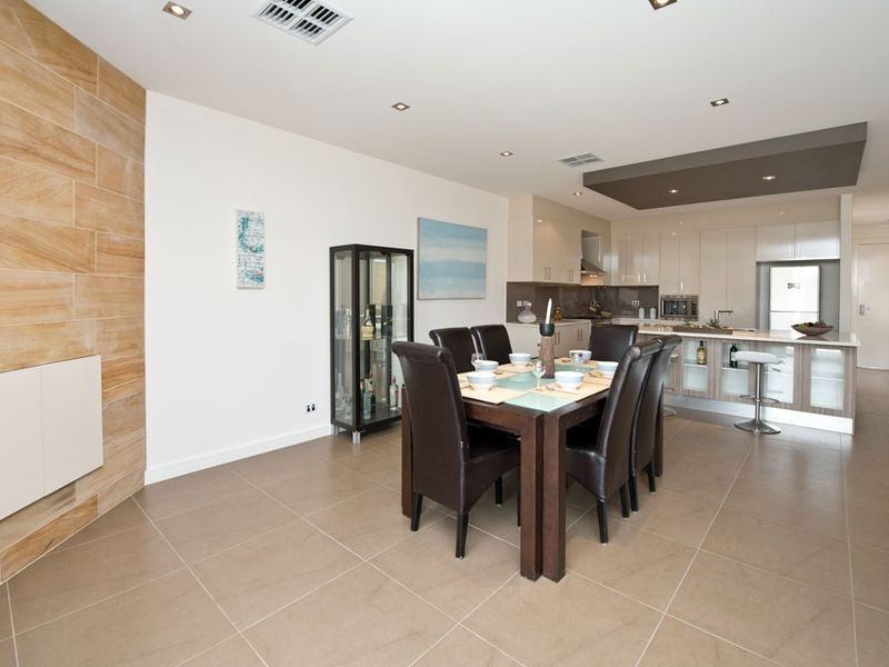 19 Bridgman Rd, Findon SA 5023