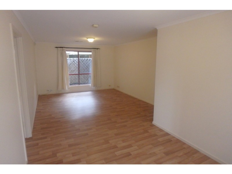 2 Royal Close, Findon SA 5023