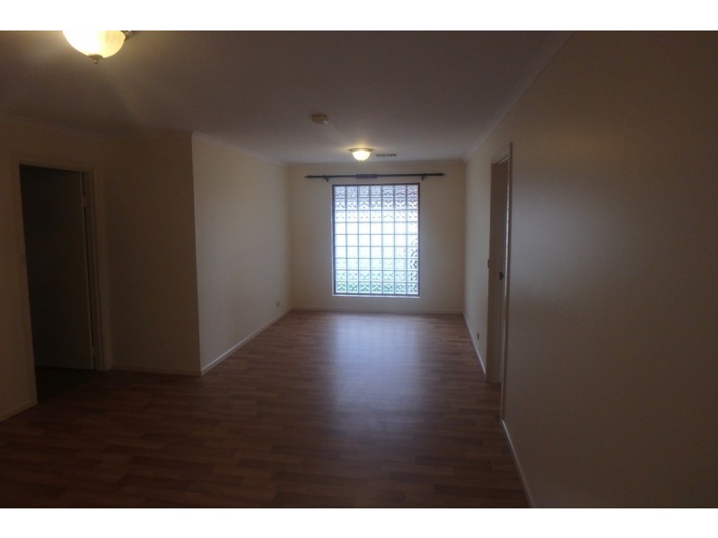 2 Royal Close, Findon SA 5023