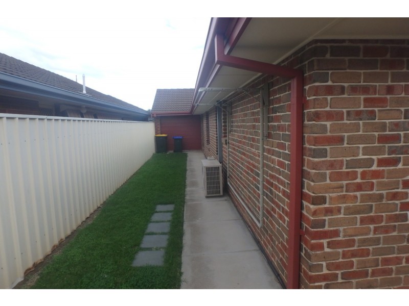 2 Royal Close, Findon SA 5023