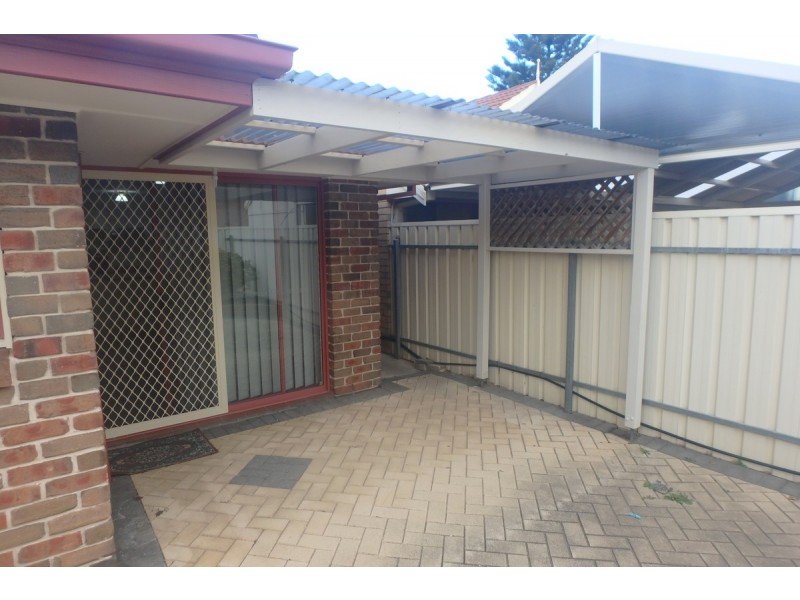 2 Royal Close, Findon SA 5023