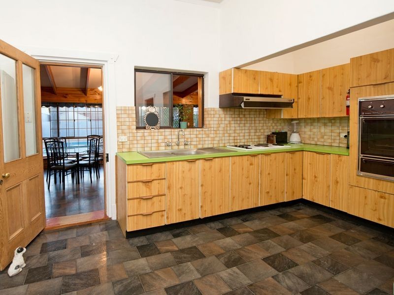 17 Richard St, Findon SA 5023