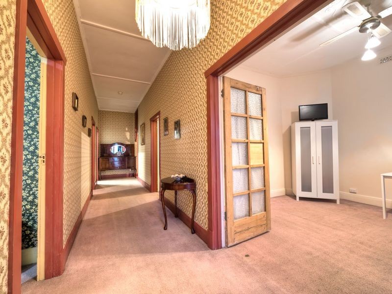 17 Richard St, Findon SA 5023