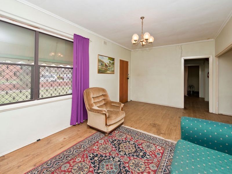 31 Barker Ave, Findon SA 5023