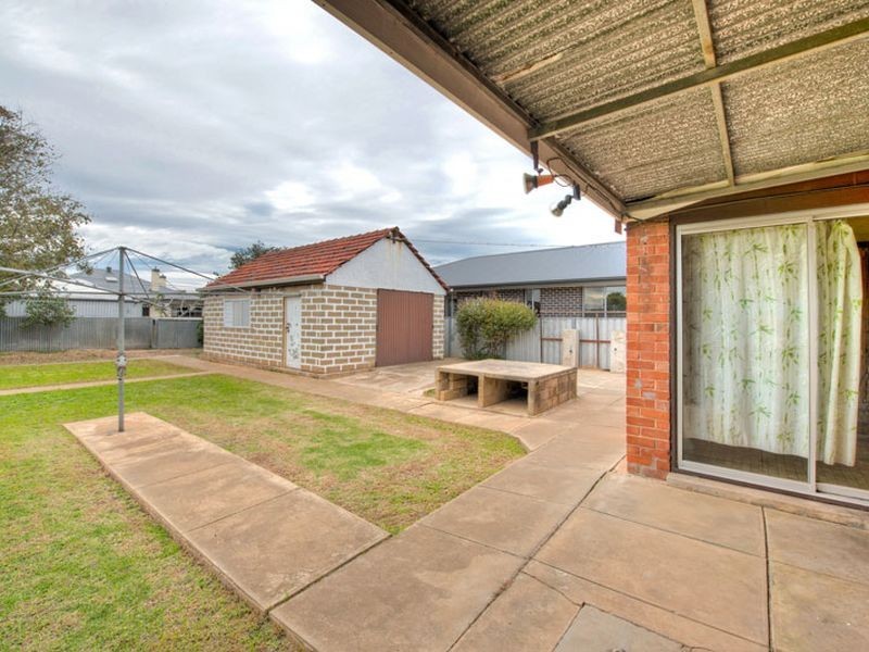 31 Barker Ave, Findon SA 5023