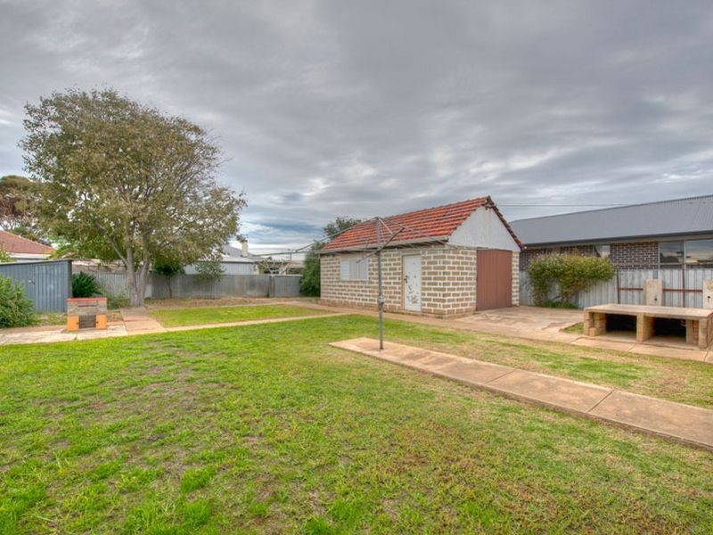 31 Barker Ave, Findon SA 5023