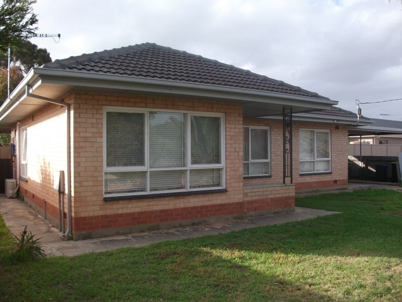 2 Suffolk Avenue, Fulham Gardens SA 5024