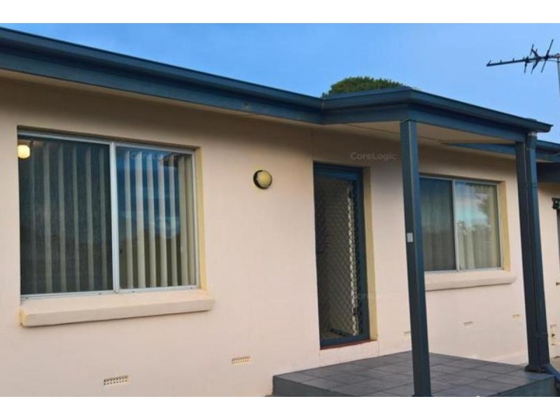 2/4 Saltash Avenue, Christies Beach SA 5165